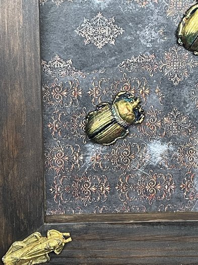bug-colony-detail-3.jpg