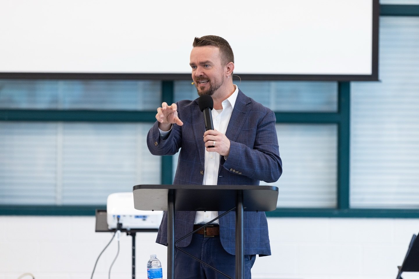 Thank you, Kevin Rogers of Covenant Life Church for the message from Revelation 5:1&ndash;14. May our hearts join the song of heaven: &ldquo;Worthy is the Lamb who was slain.&rdquo;

Listen to the full sermon on our website, Spotify, or Apple Podcast