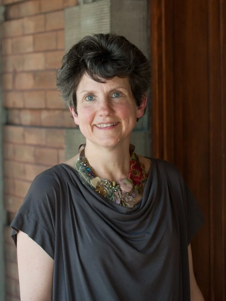 Deb — Raíces Sagradas