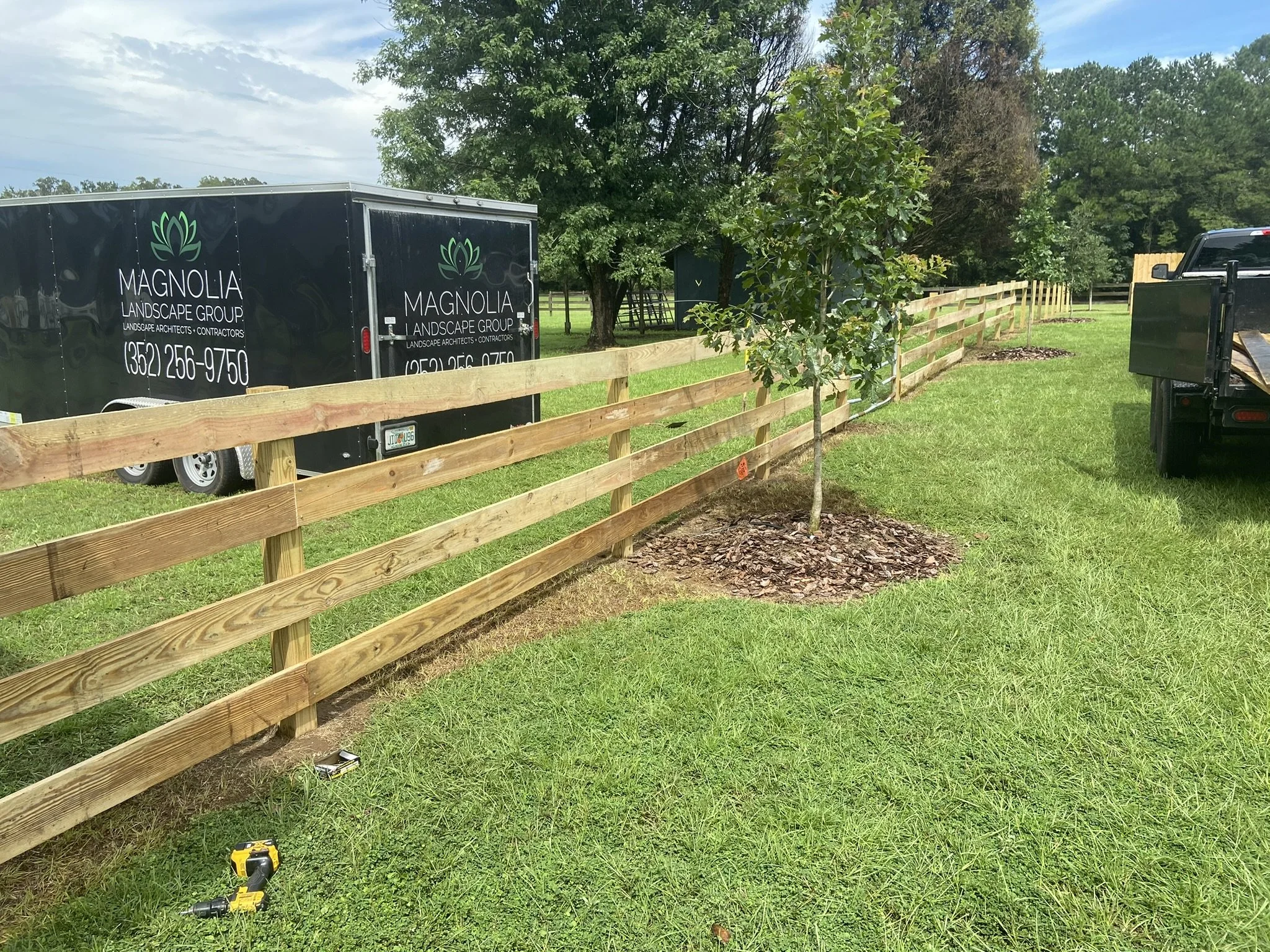 Build - Young Fence 1.JPEG