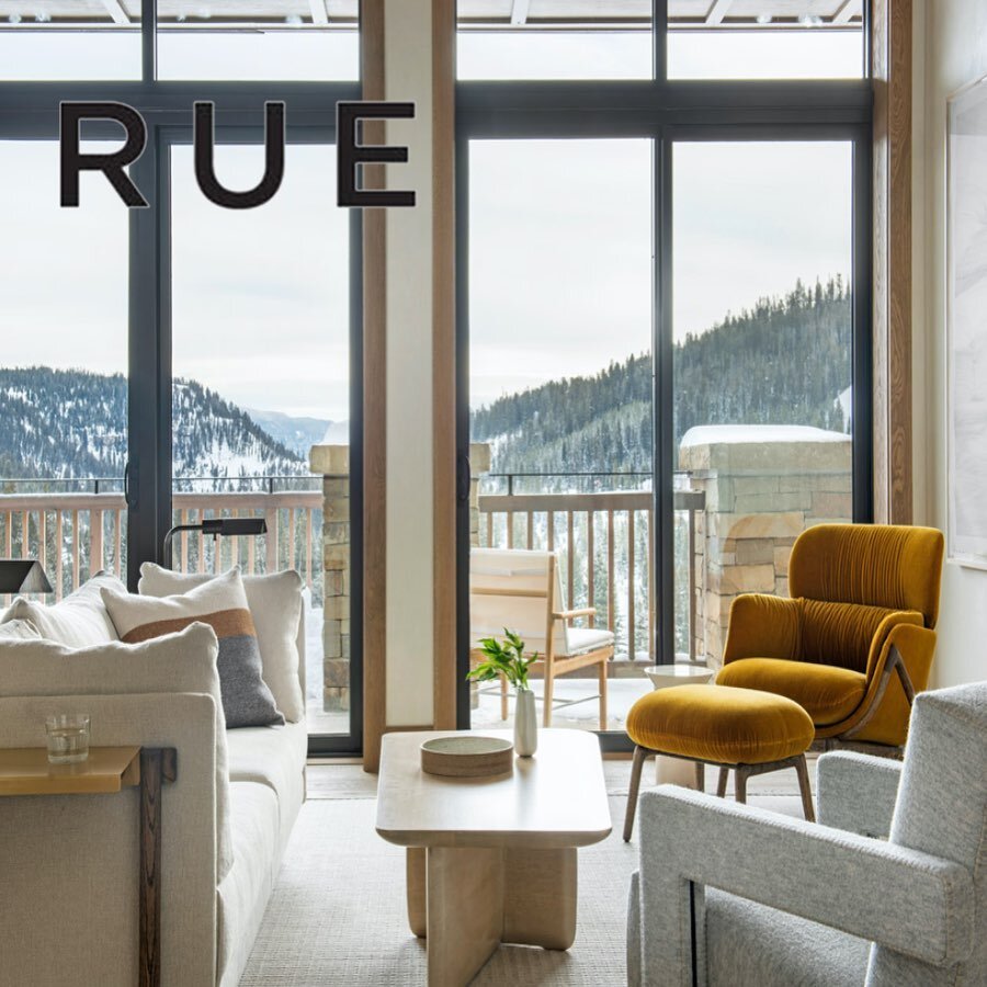 Earthy and minimal, this ski home in Montana boasts extraordinary design maximizing endless views.⁣
⁣
An overdue congrats to Lauren Weiss @laurenweisshome and photographer, Whitney Kamman @wkphotography for this beautiful feature in Rue Magazine @rue
