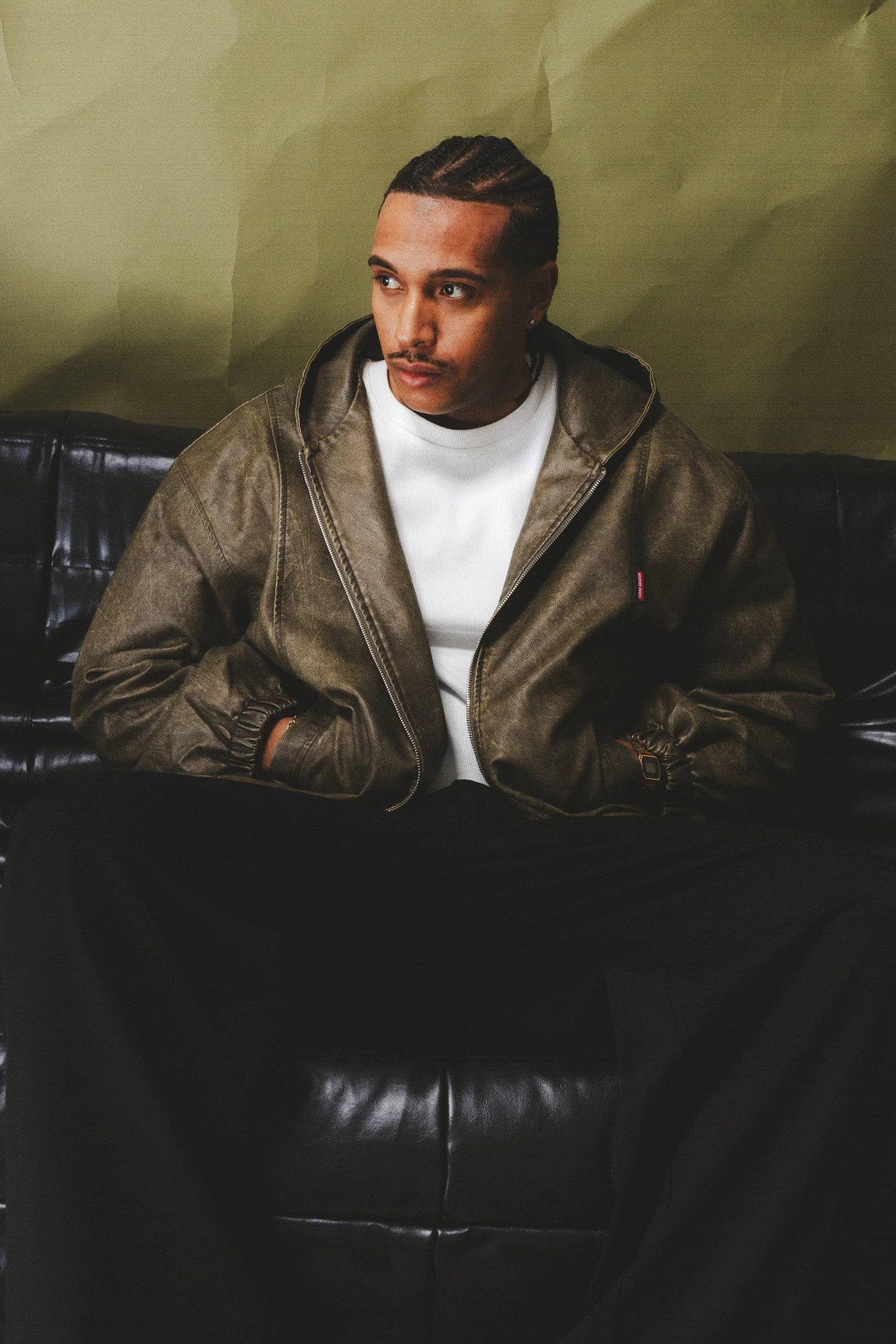 globe bestsellers29125.jpg