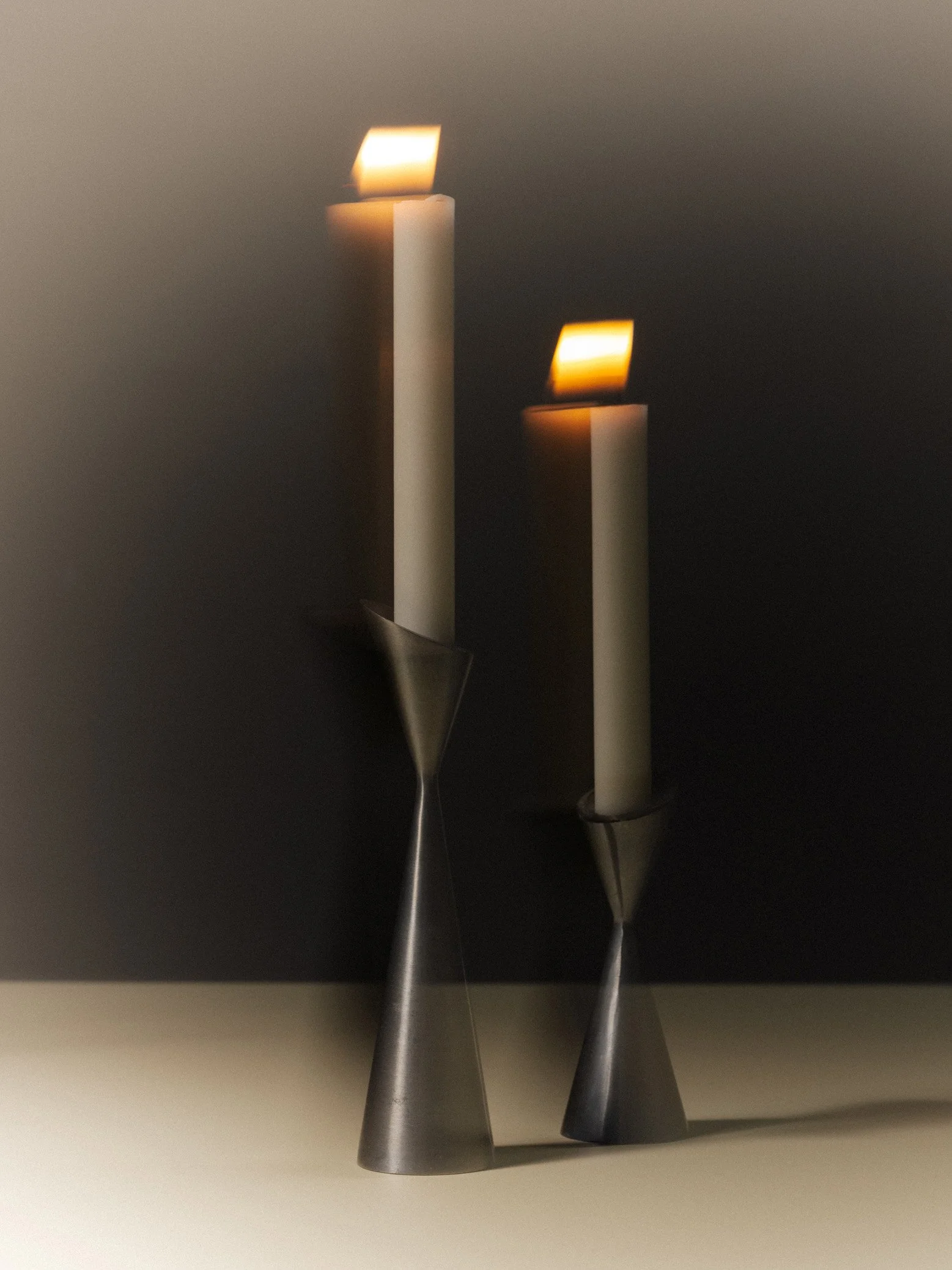 tablelabhumdakin31396 copy.jpg