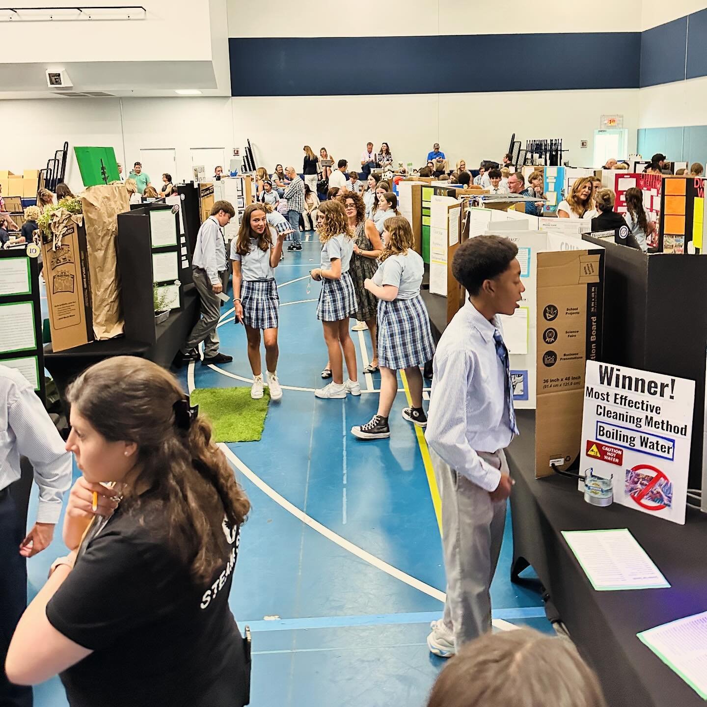 🌍✨ What a night of cultural exploration at Saint Mark's STEAM Night! 

From PK3 to 8th grade, our students showcased their curiosity and creativity as they delved into the vibrant tapestry of world cultures. 

From coding to music, and from art to s