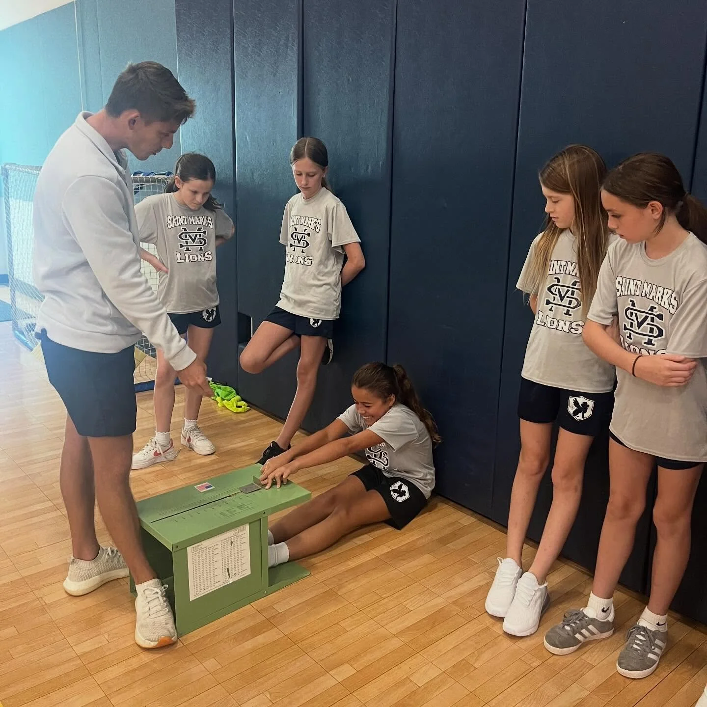💪 Presidential Fitness is back at Saint Mark's! 🇺🇸

Coach Gillespie has kicked off the Presidential Fitness Challenge in PE this week, a classic program designed to promote healthier, more active lifestyles among students.

This challenge focuses 