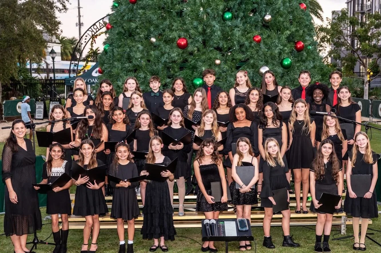 🎶 Saint Mark&rsquo;s Lights Up Oakland Park 🎄

The Middle School Choir had the privilege of headlining the City of Oakland Park&rsquo;s Annual Tree Lighting Ceremony for the 7th year! 

The choir&rsquo;s performance set a festive tone to kick off t