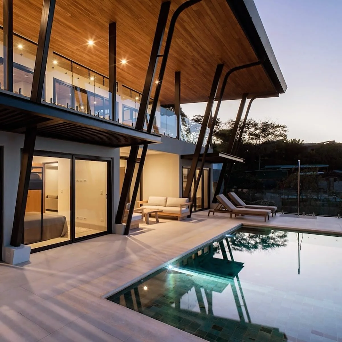 The Roaring Lion Club Live Auction - Must Be There To Bid! 🥂

🌴 Escape To Paradise: Luxury Costa Rica Getaway! 

Pack your bags for the ultimate 7-day tropical retreat! Bid on a luxury ocean view home at Enclave in Tamarindo for up to 14 guests! 

