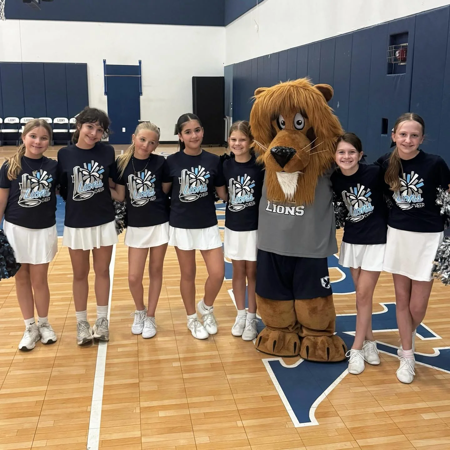 Let&rsquo;s Go Lions 🦁 📣

Our cheerleaders brought the energy this week as they cheered on our JV Boys Basketball team. They kept the crowed loud with high momentum! 

#SMES #SMEStradition #SMESAthletics