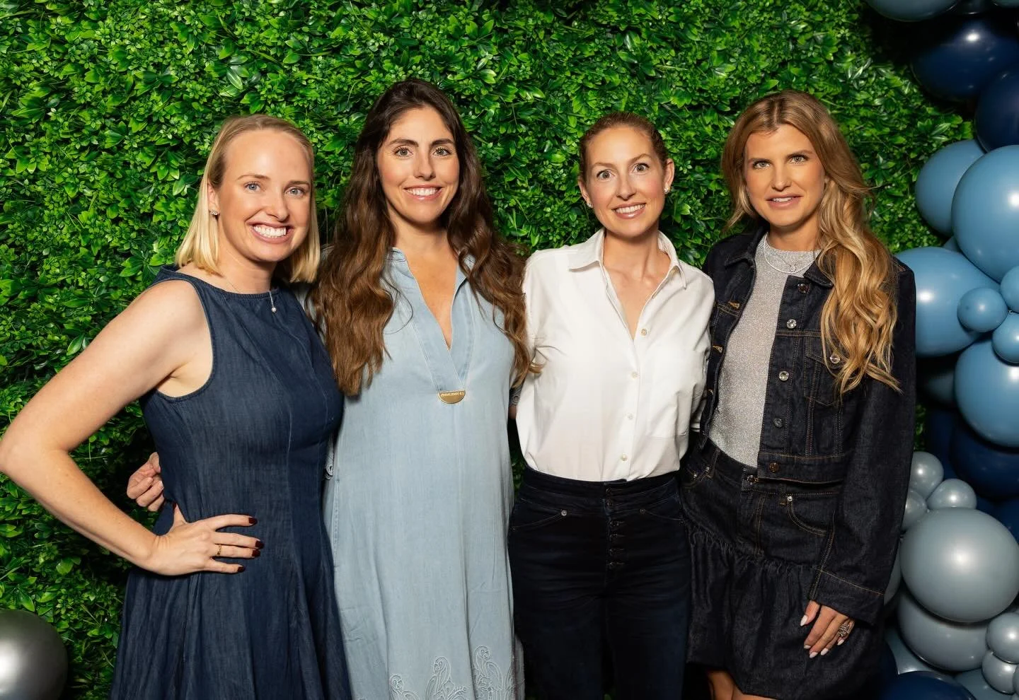 Denim and Diamonds never looked so good! 💎

Our PA hosted shopping and a luncheon at Coral Ridge Country Club where Saint Mark&rsquo;s Moms mingled, laughed and left with bags of new goodies.

Building community is always the mission! 

#SMES #SMESt