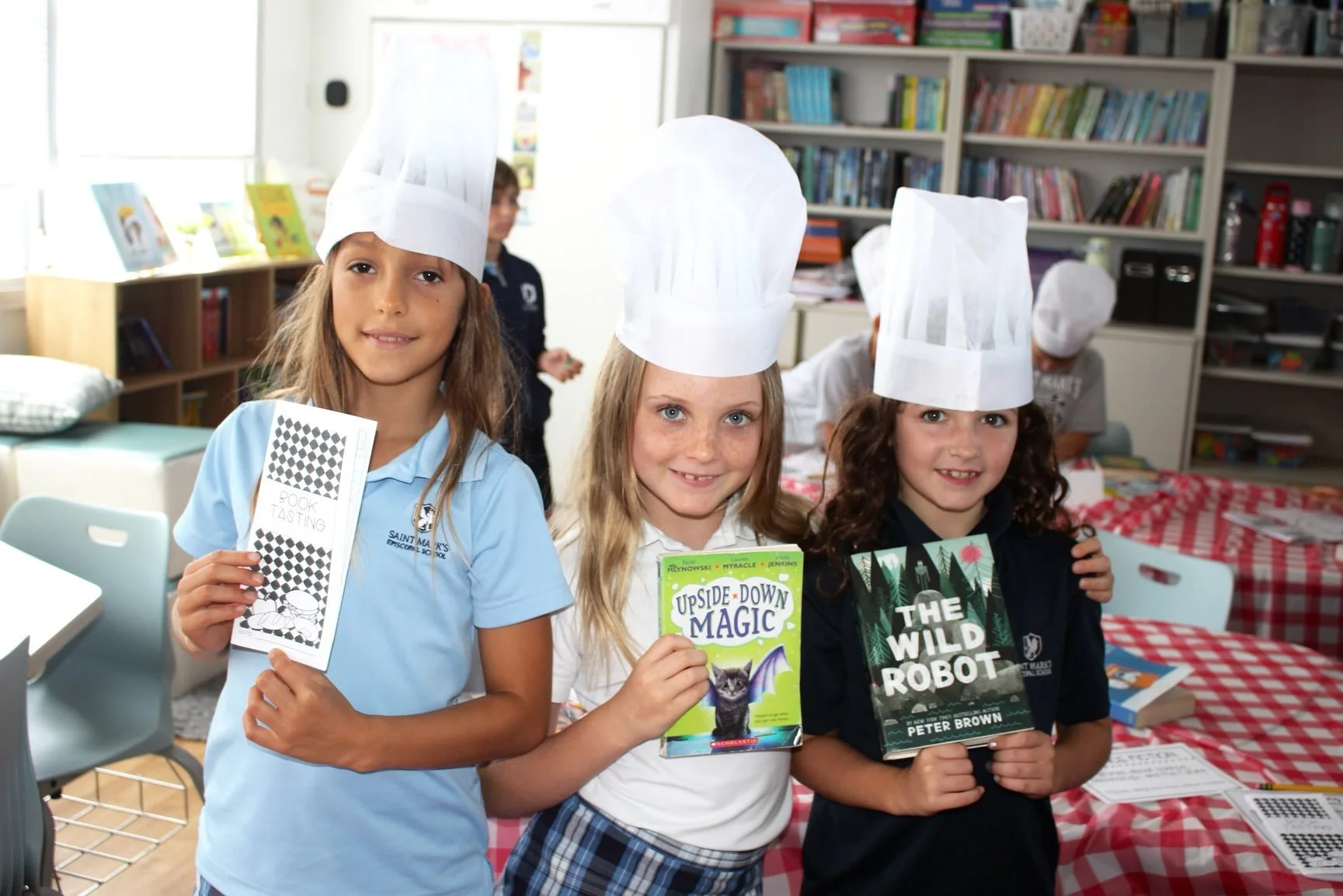 Serving up new stories! 🍽️📚

Our 3rd graders sampled a full menu of exciting new reads during their classroom Book Tasting. 

Students explored diverse genres, previewed chapters, and took notes. It was a great way to get everyone hyped for a new a
