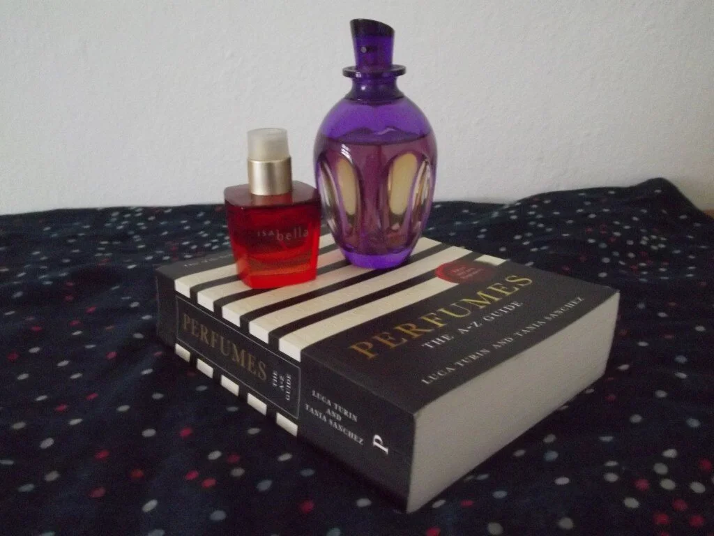 Perfumes: The A-Z Guide by Luca Turin and Tania Sanchez