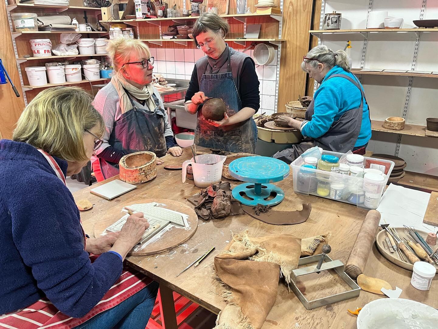 October workshops! We have 3 spaces available on a 4 week block of evening ceramic workshops. Come join in the fun with @evecampbelltextiles and @dreyworkshop in October.

4 week block (6.30pm-9pm) every Thursday in October.

&pound;140 for 4 worksho
