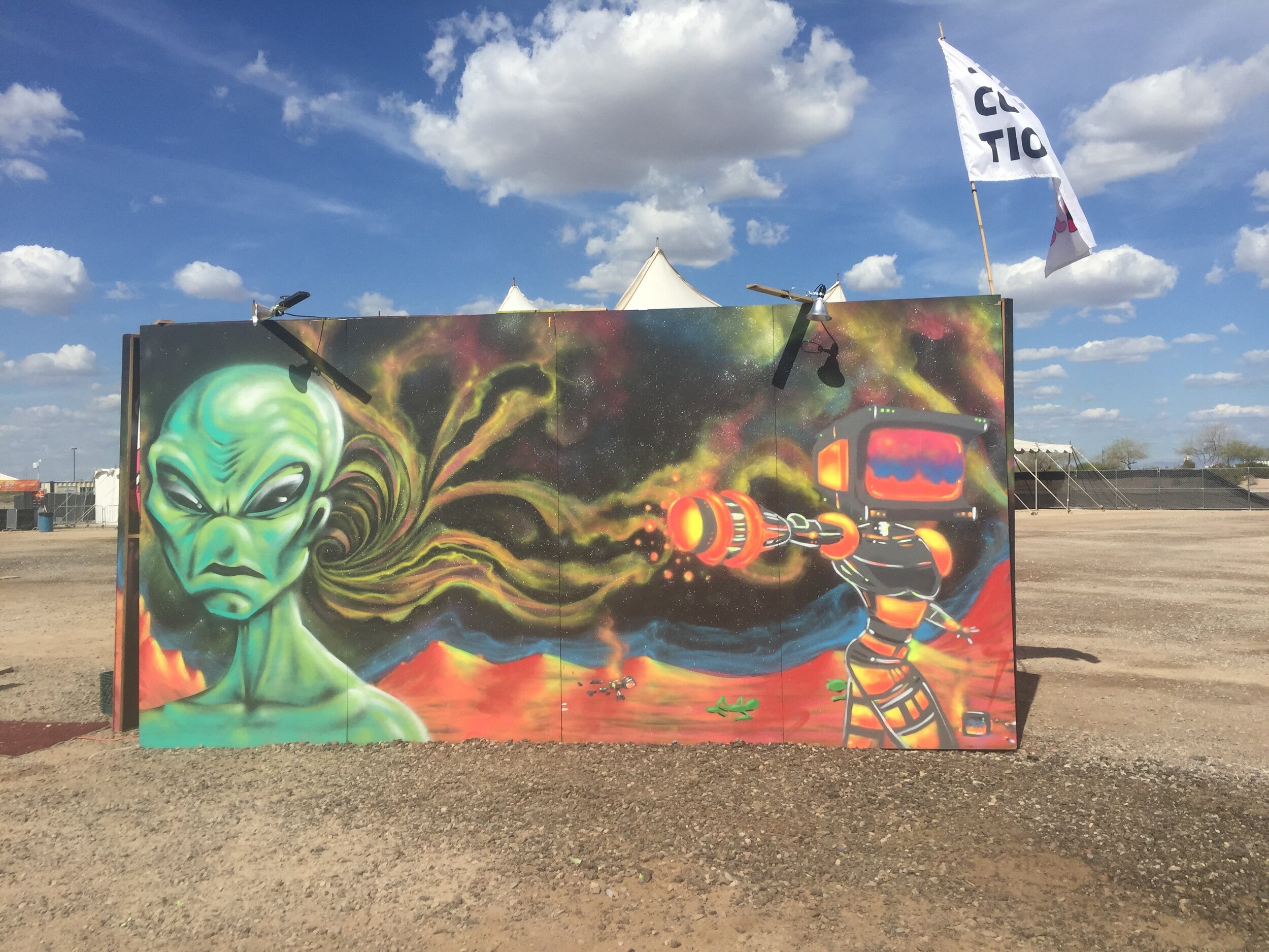 alien mural 2.jpg