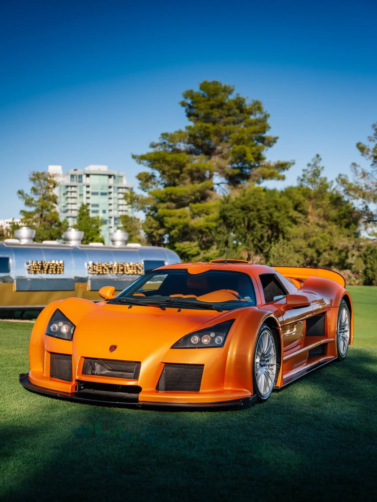 The Gumpert Apollo is such a wild car. One of the most legendary cars from the early Forza days on the Xbox360 and it was awesome to finally see one in person! 
#gumpert #gumpertapollo #apollo #lasvegasconcours
