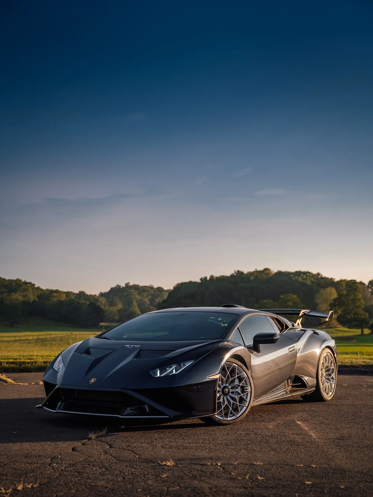 One of the best spec&rsquo;d Huracan STO&rsquo;s in existence painted in Blu Fontus 
#lamborghini #huracansto