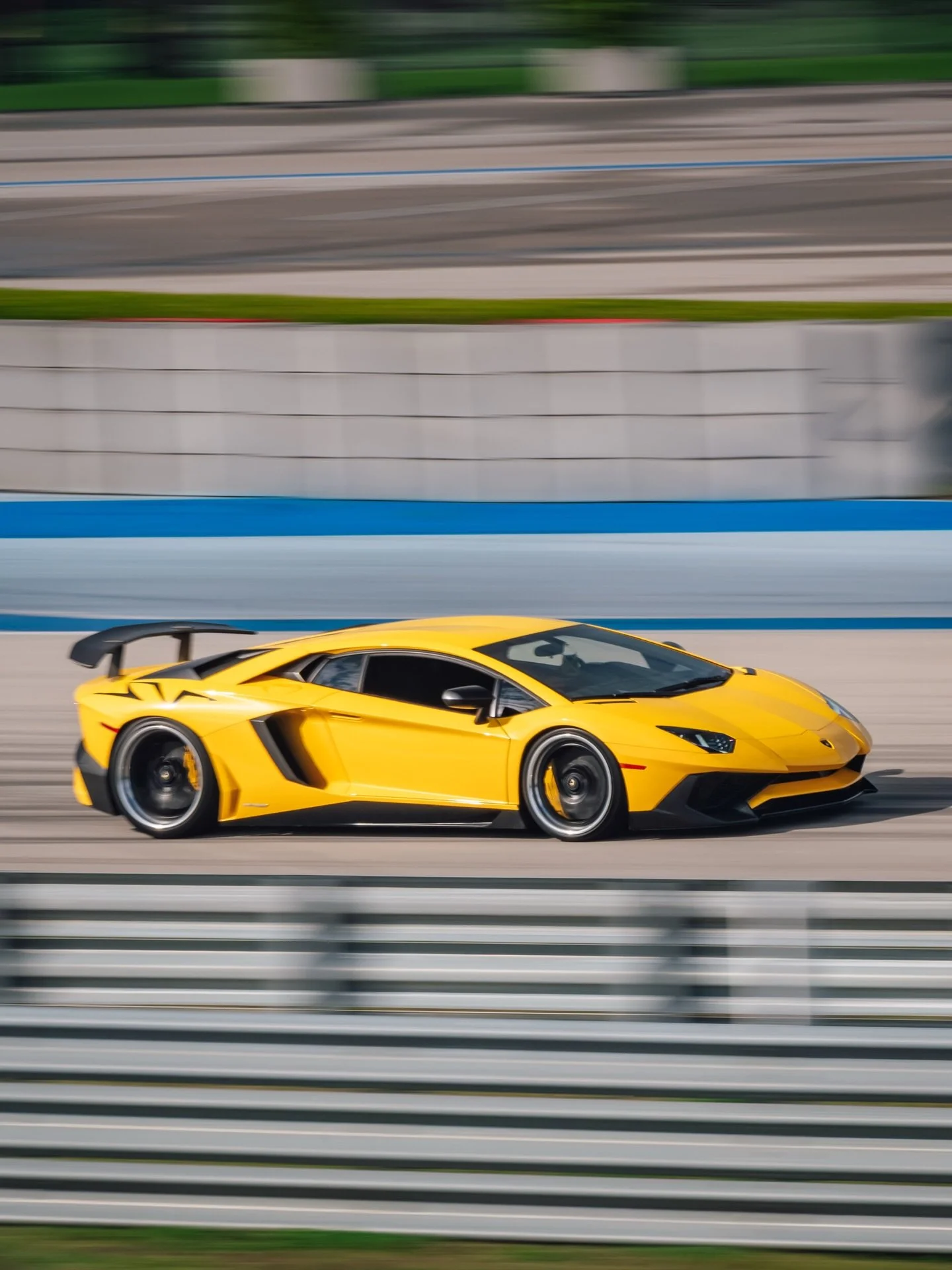 Is it a hot take to say SV > SVJ?
#lamborghini #aventadorsv #ride2revive