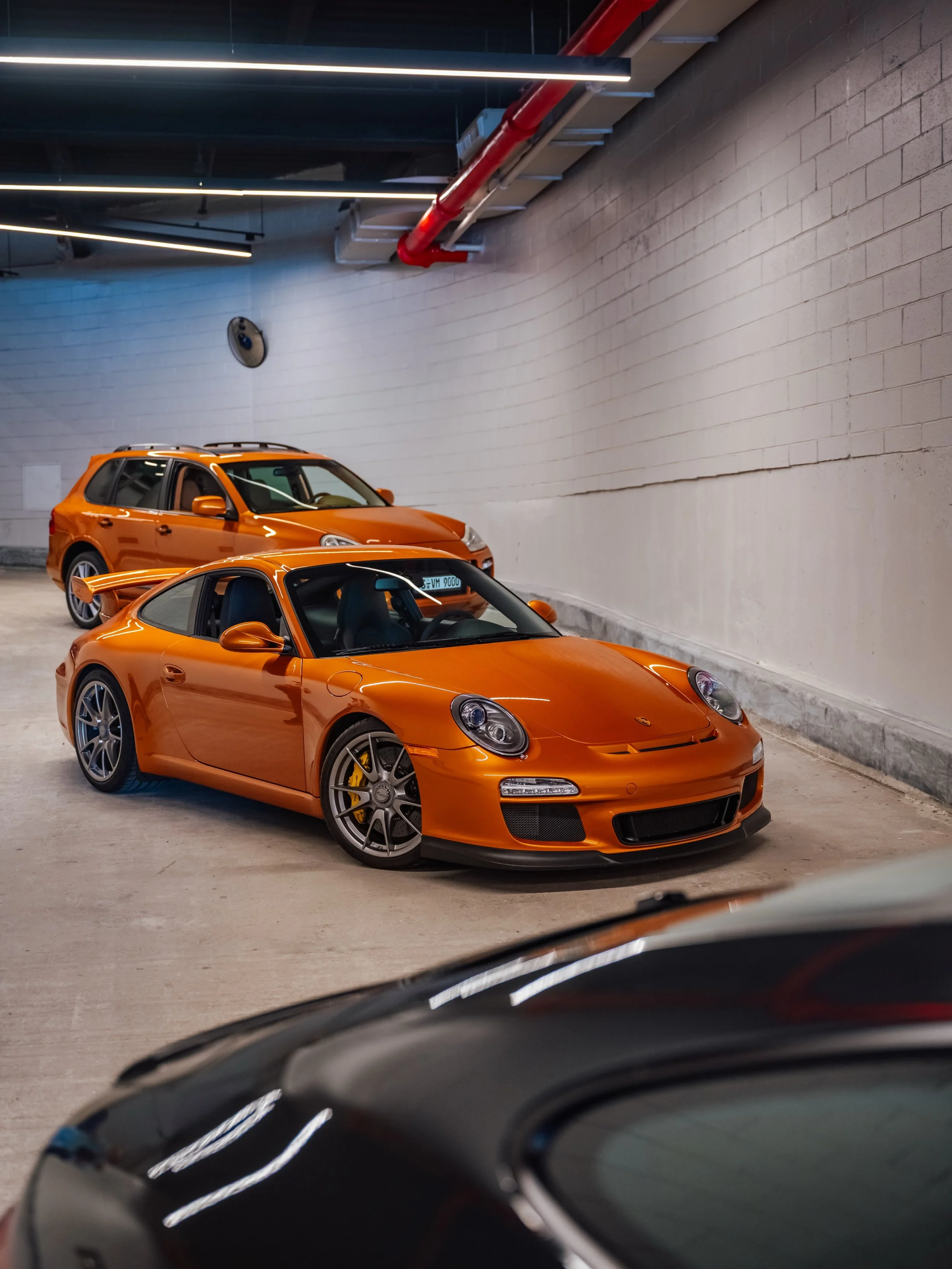 Two car solution?  A 997 GT3 and Cayenne GTS both finished in Nordic Gold is a really elite two car solution!
#porsche #997gt3 #cayennegts @rareshades #rareshades