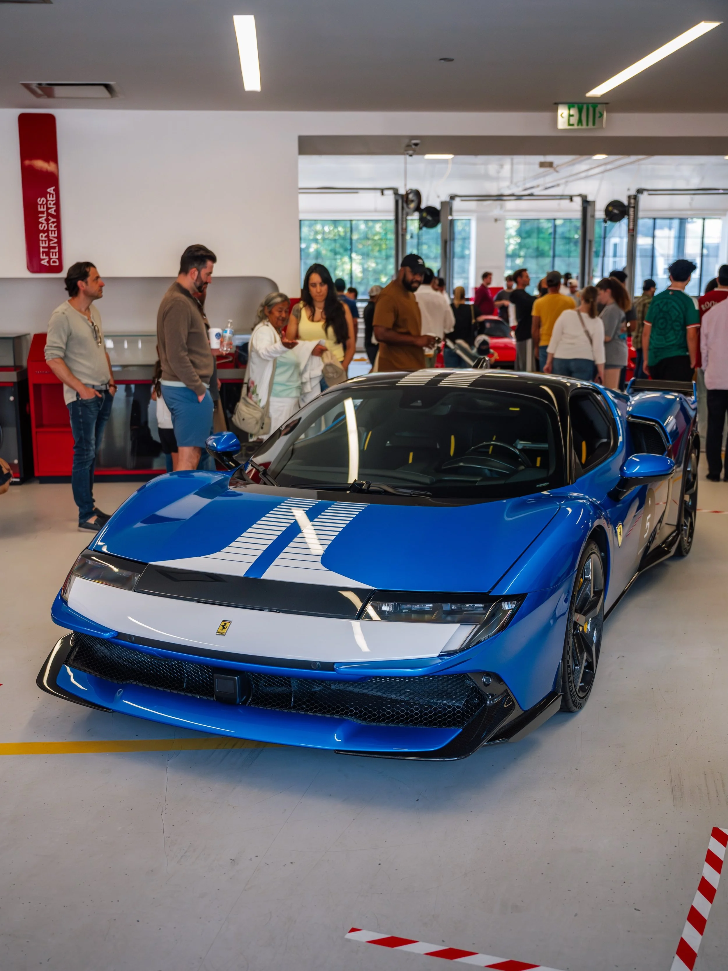 I might be in the minority, but I am a fan of the design on the new 849 Testarossa.
#ferrari #849testarossa
