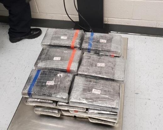 A busy week seizing drugs, currency and arresting fugitives