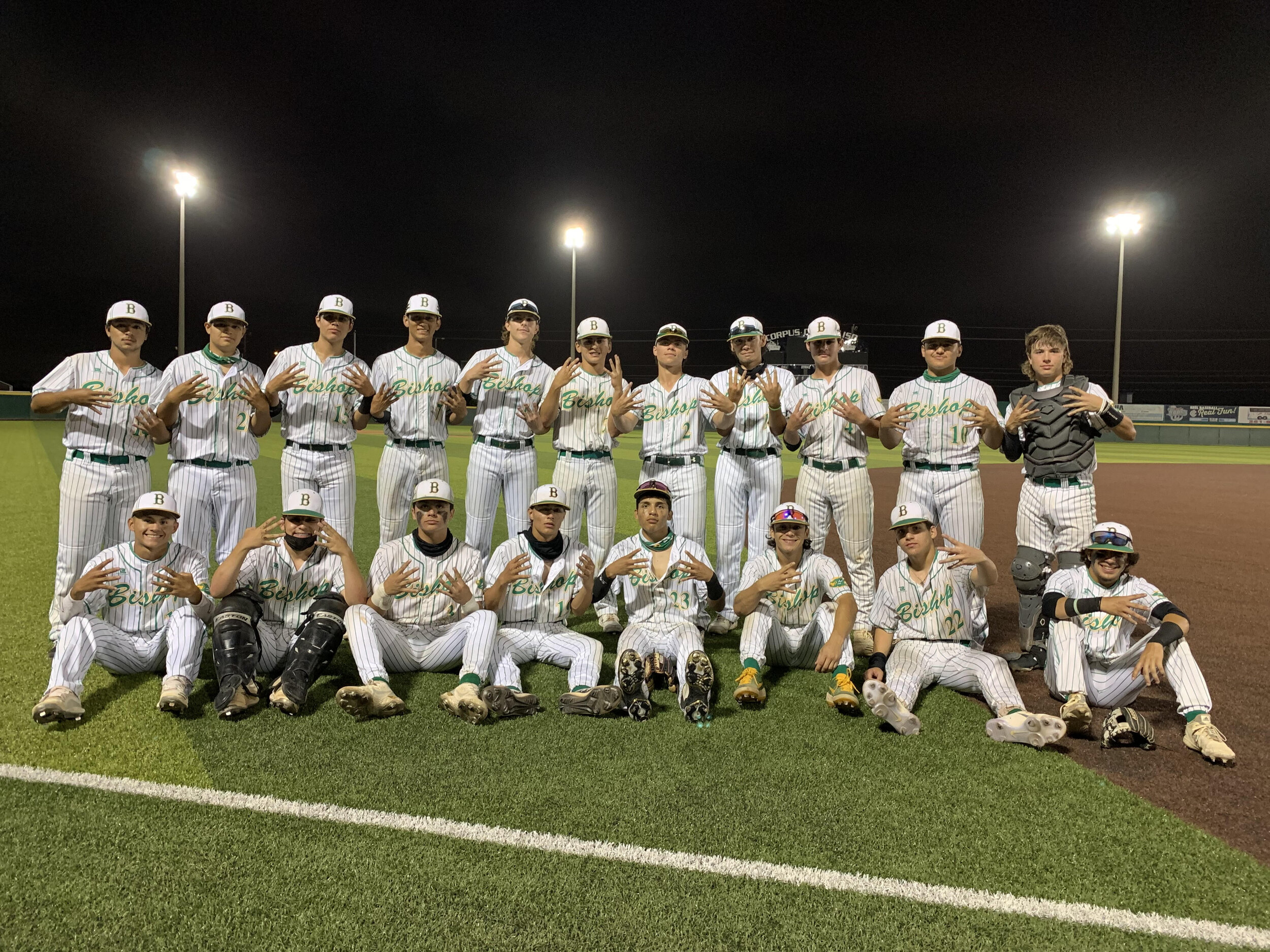Bishop Badger Baseball completes comeback, wins playoff series over Banquete