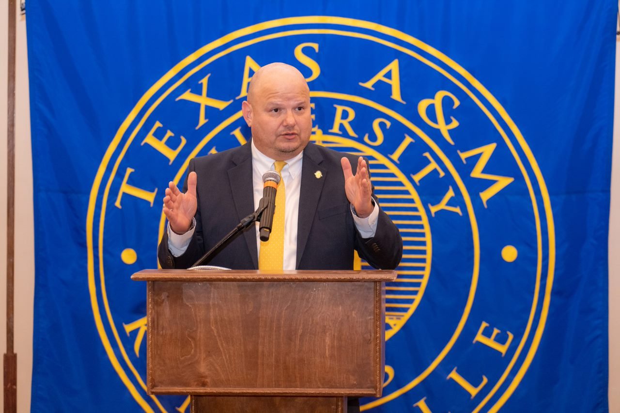 Dr. Robert H. Vela Jr. Visits TAMUK Campus