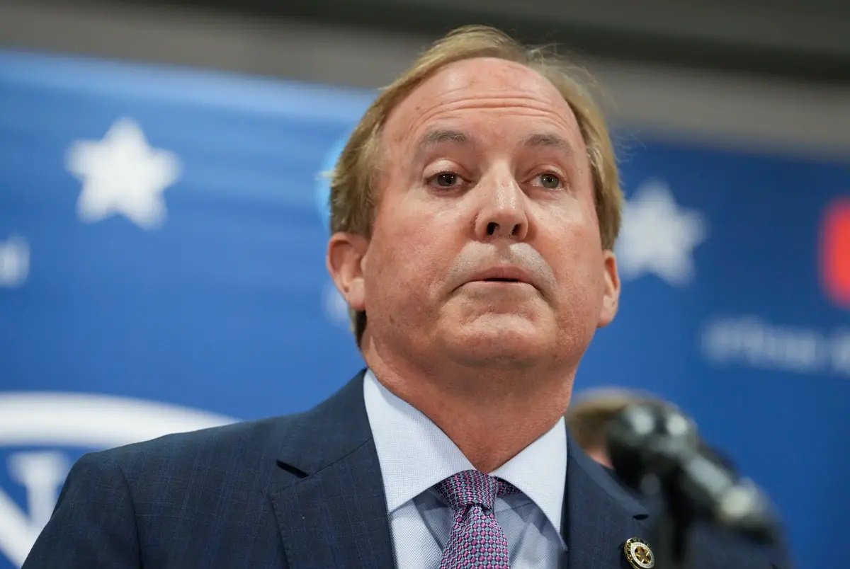 6 Texas AG Employees Take Leave of Absence