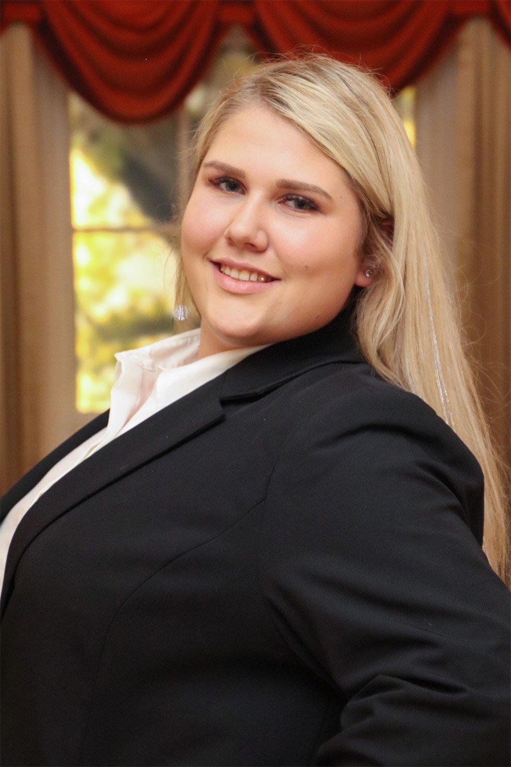TAMUK Freshmen Makenzie Gottschalk Receives GE-Reagan Foundation Award