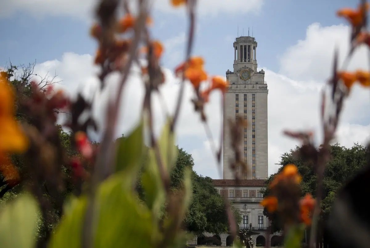 UT-Austin Tightens Automatic Admission
