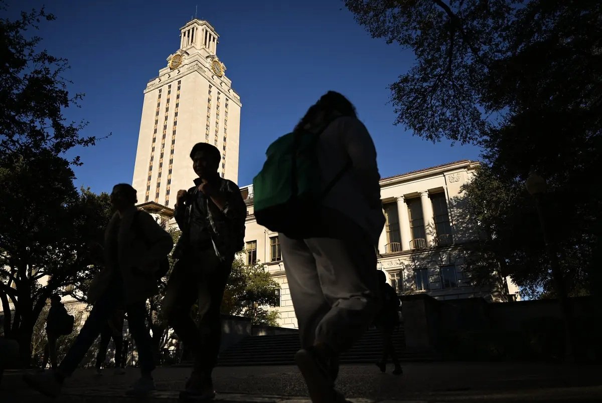 Texas Senate to Consider How History and race are Taught