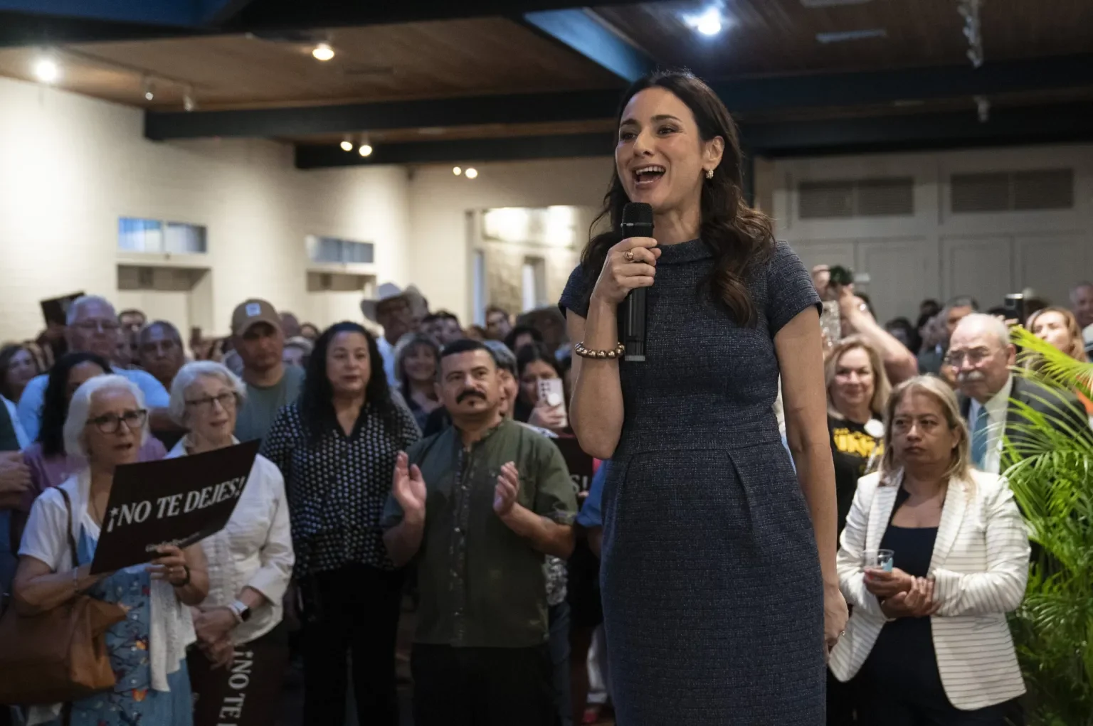 Texas Rep. Gina Hinojosa Joins Race to Challenge Gov. Greg Abbott