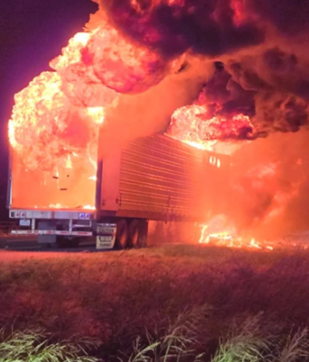 Tractor-Trailer Catches Fire After Bypassing Falfurrias Checkpoint
