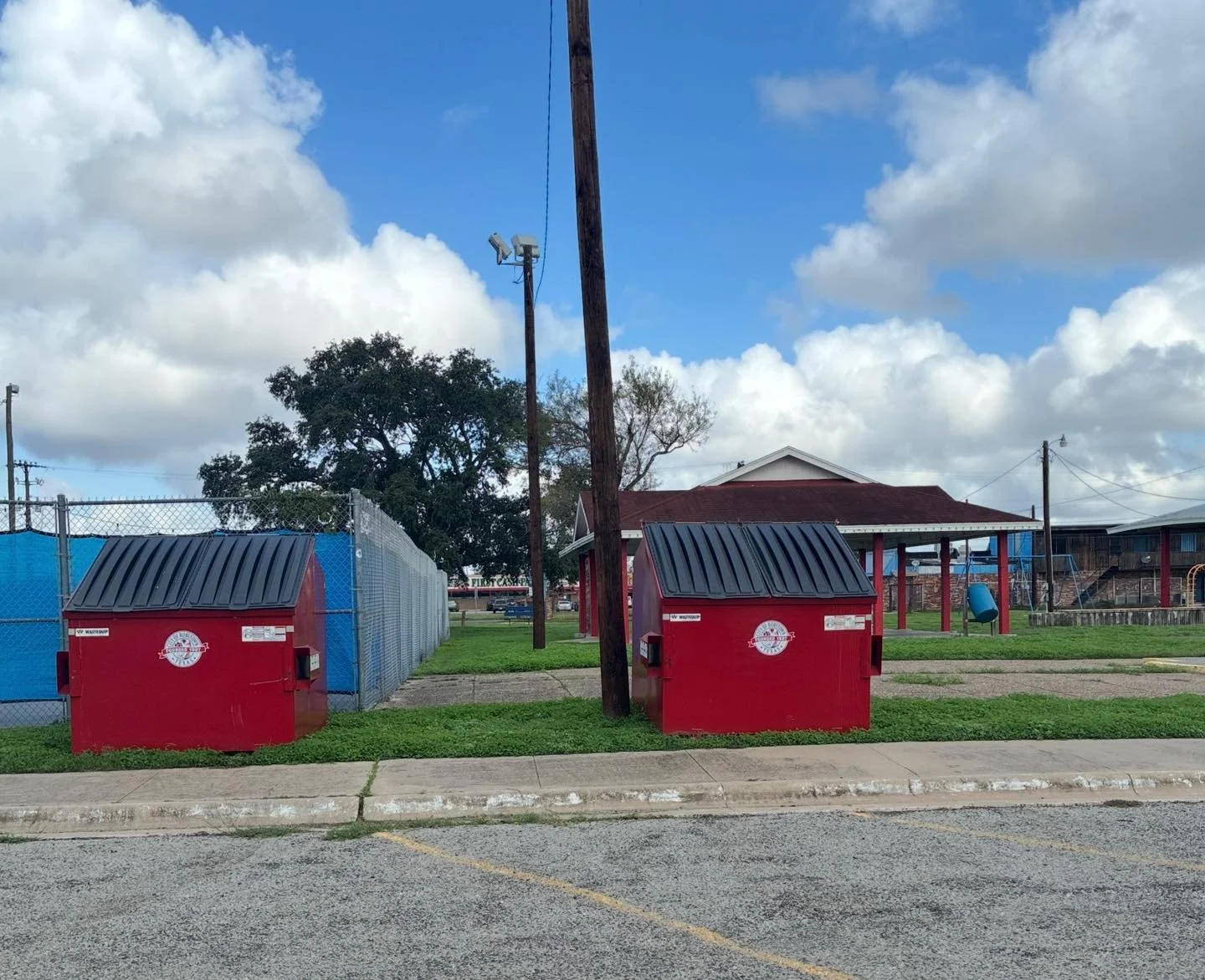 Temporary Dumpsters Available in Robstown