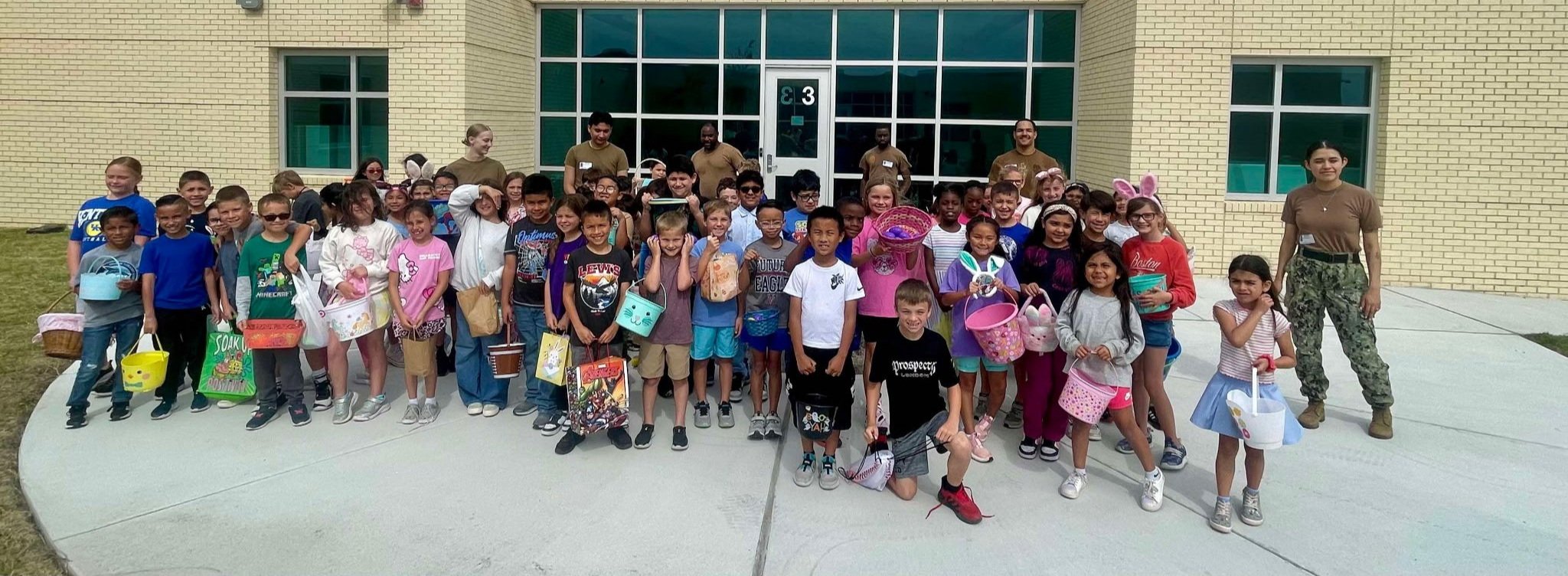NAS-CC Volunteers Assist in Easter Egg Hunt