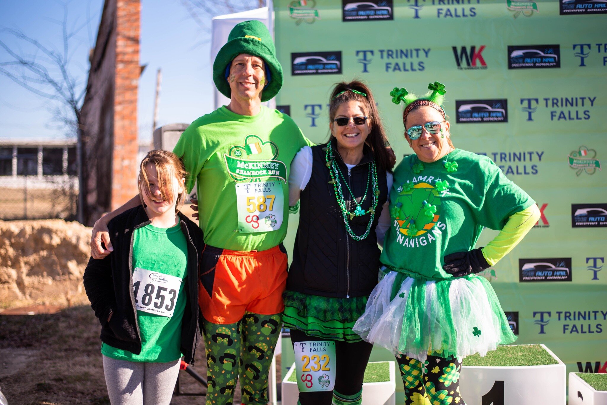 Green beer and St. Patty's Day Cheer! 🍀🍺 Get festive and join us THIS Saturday at TUPPS Brewery for the Shamrock Run 5k! 😆 Following the race there will be local vendors, delicious food, GREEN TUPPS beer, costume contests, a complimentary photo bo