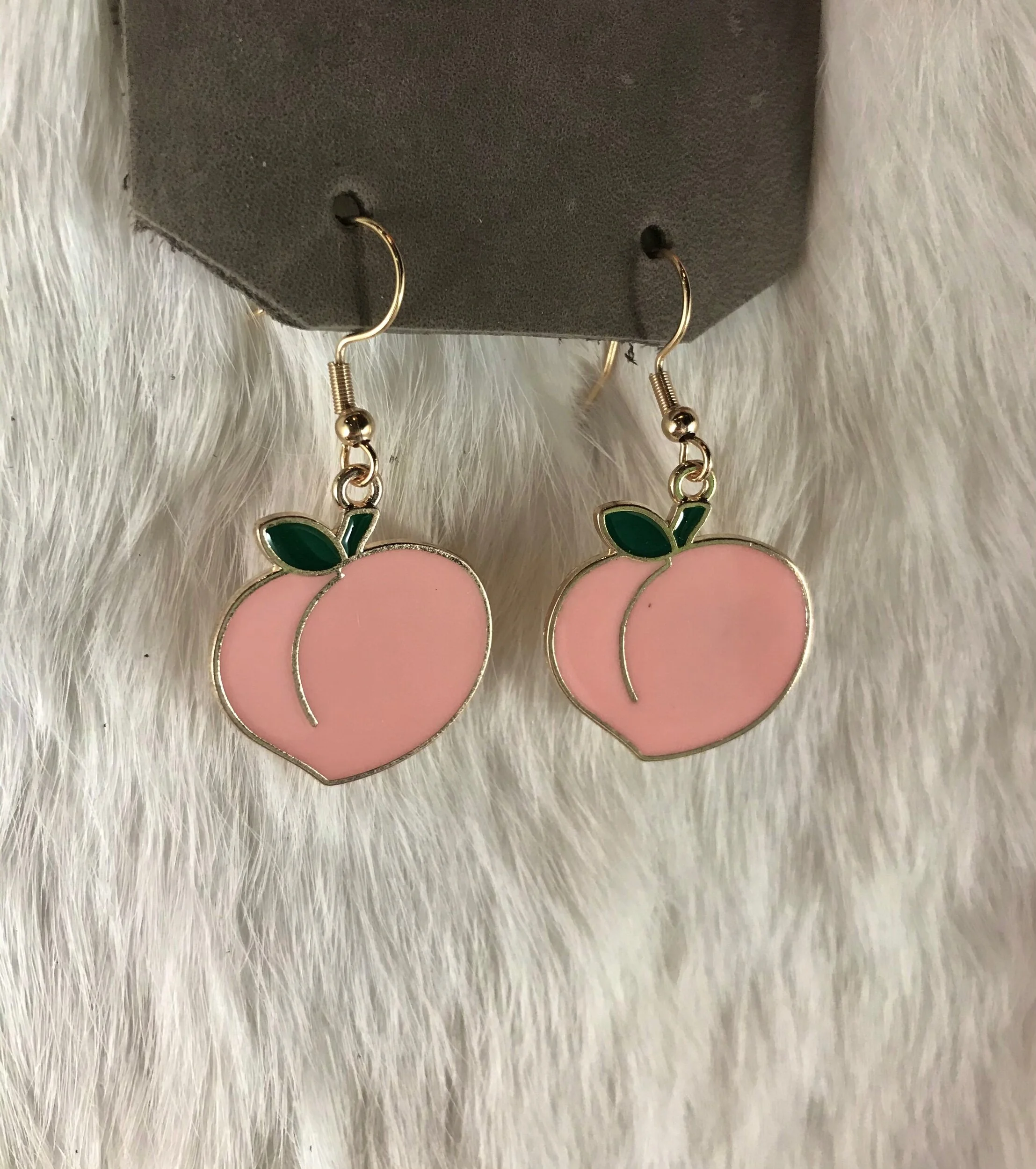 D6ADB9DC-4DF0-4EE7-B53C-85029A40C6EB