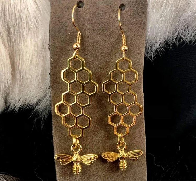 FEF18F1C-9C4F-4FA3-8FBB-C0EA7D41CEEF