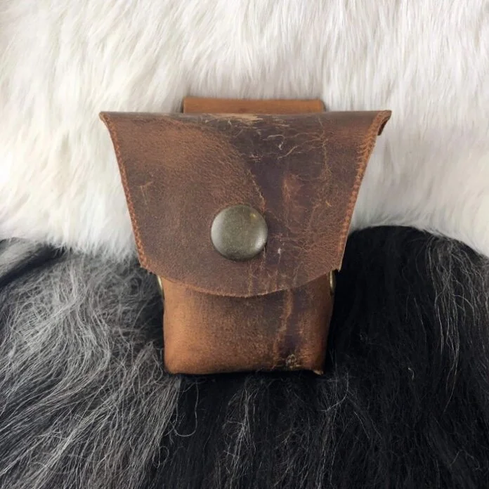 DD0288D3-4594-4B13-934E-4A5647E6F989