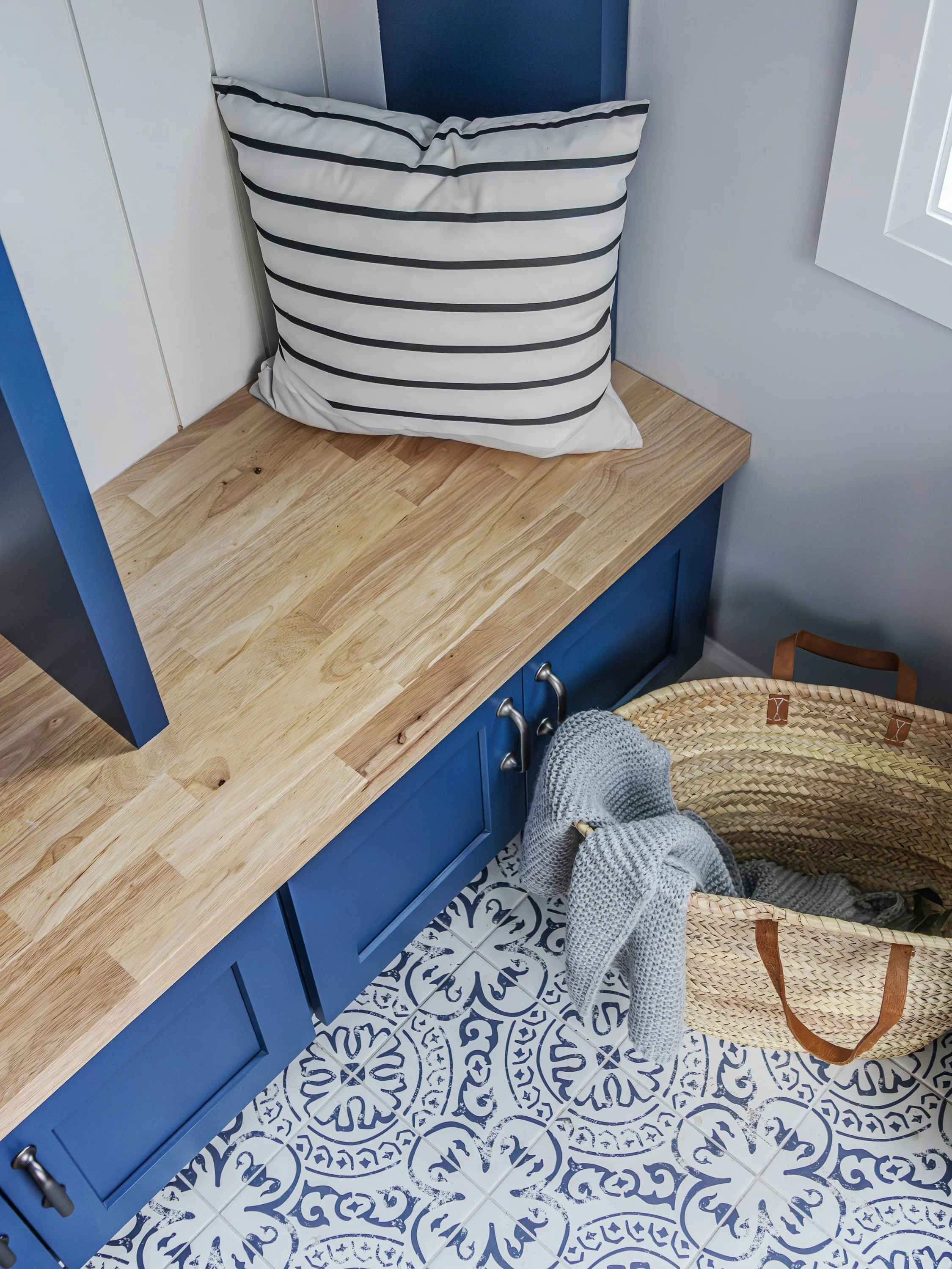 What Should the Perfect Mudroom Include?