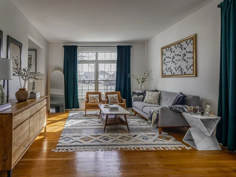 This living room was designed with warmth and welcome in mind 🤍

Layered with soft, inviting finishes and timeless textures, every detail was chosen to create a space that instantly feels comfortable and lived in. From the cozy material palette to t