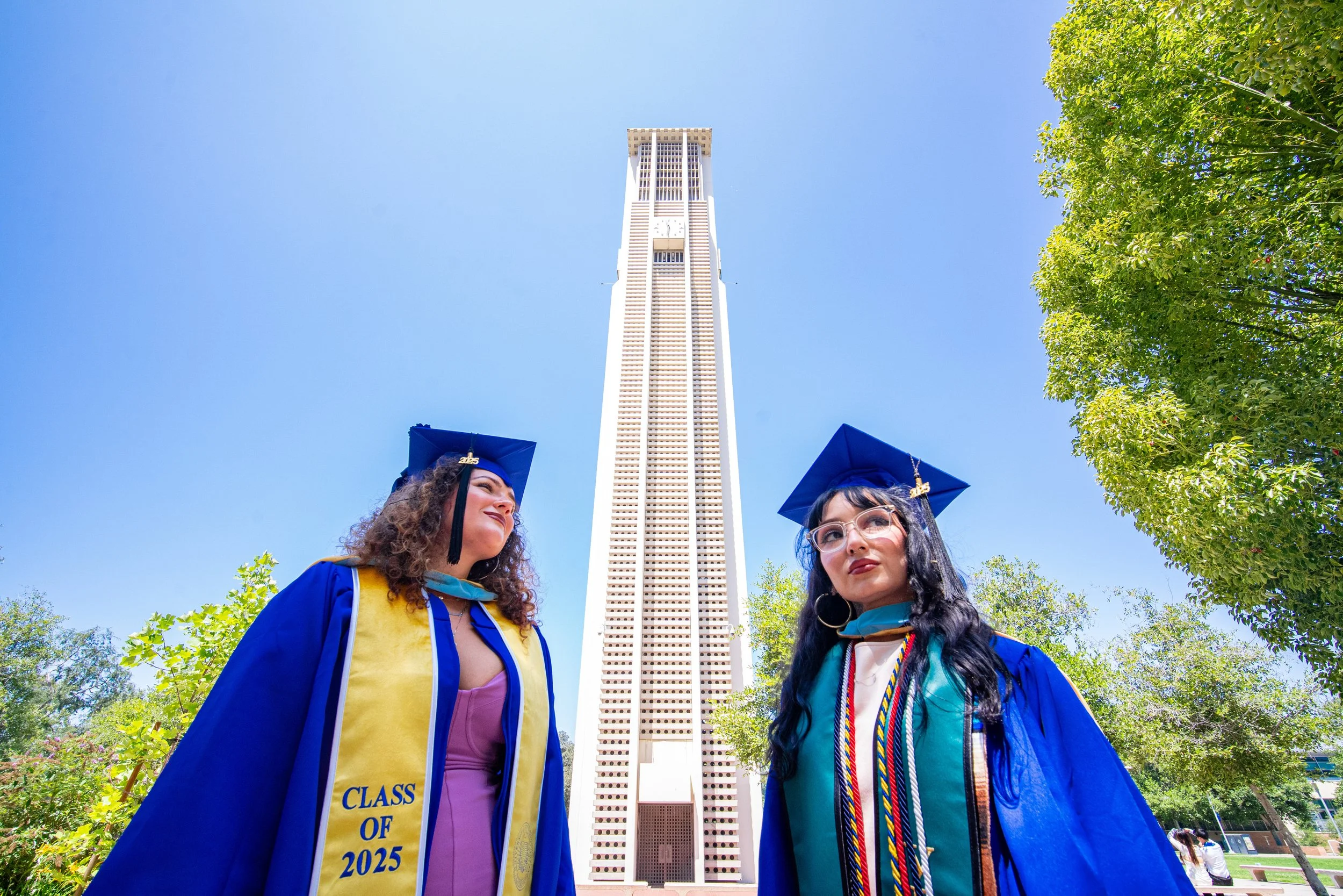 Mezmeriscenes.graduation.photography.services.graduation.photography (15).jpg