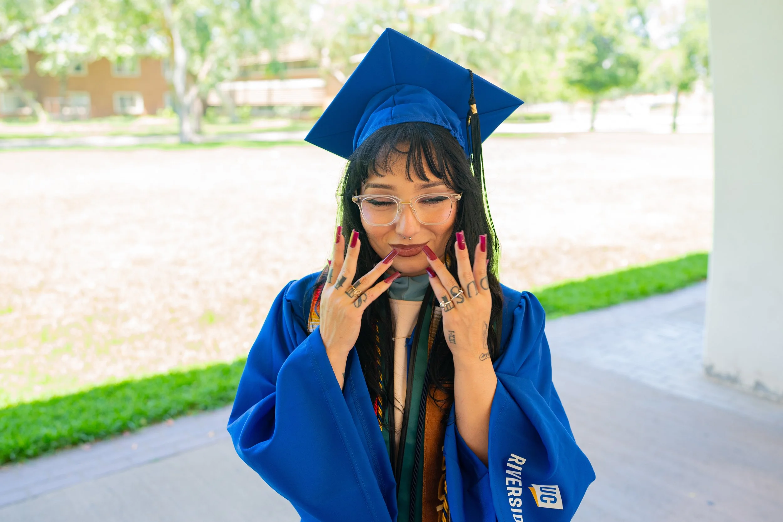 Mezmeriscenes.graduation.photography.services.graduation.photography (47).jpg