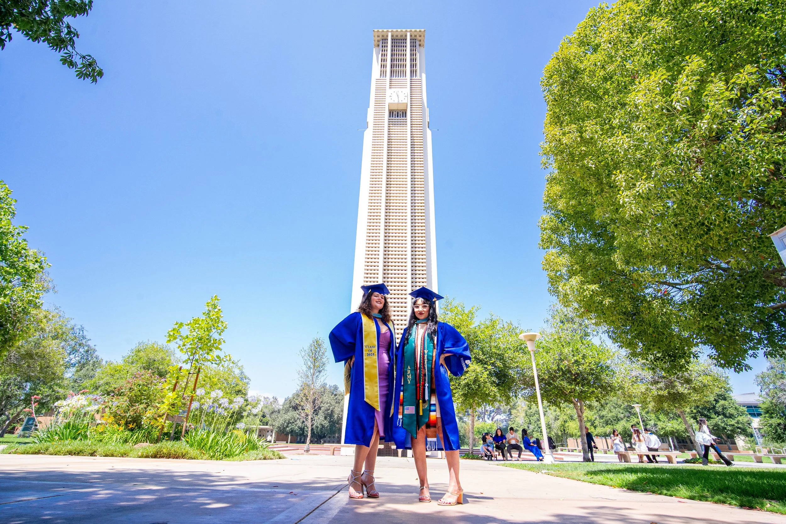 Mezmeriscenes.graduation.photography.services.graduation.photography (12).jpg