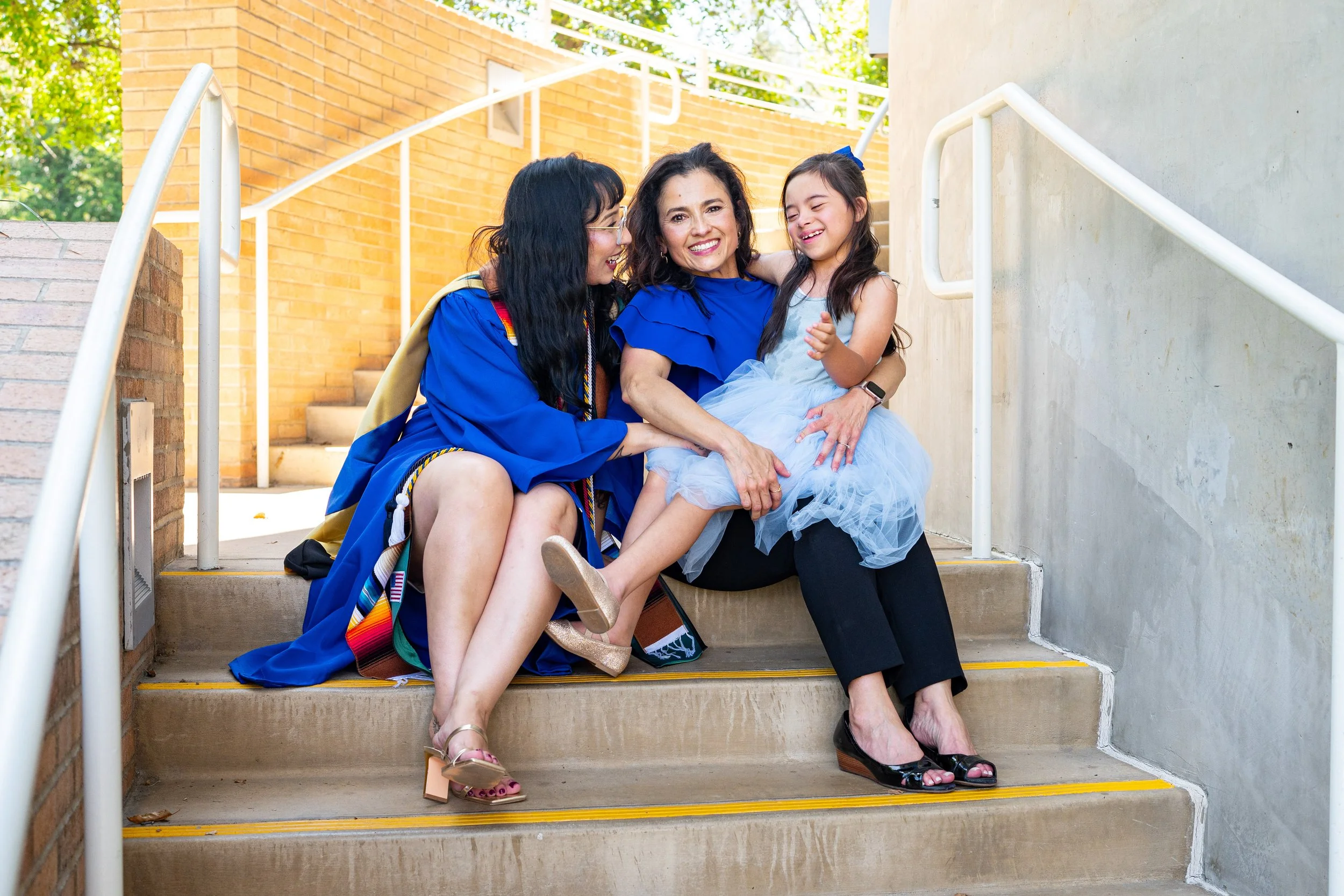 Mezmeriscenes.graduation.photography.services.graduation.photography (62).jpg