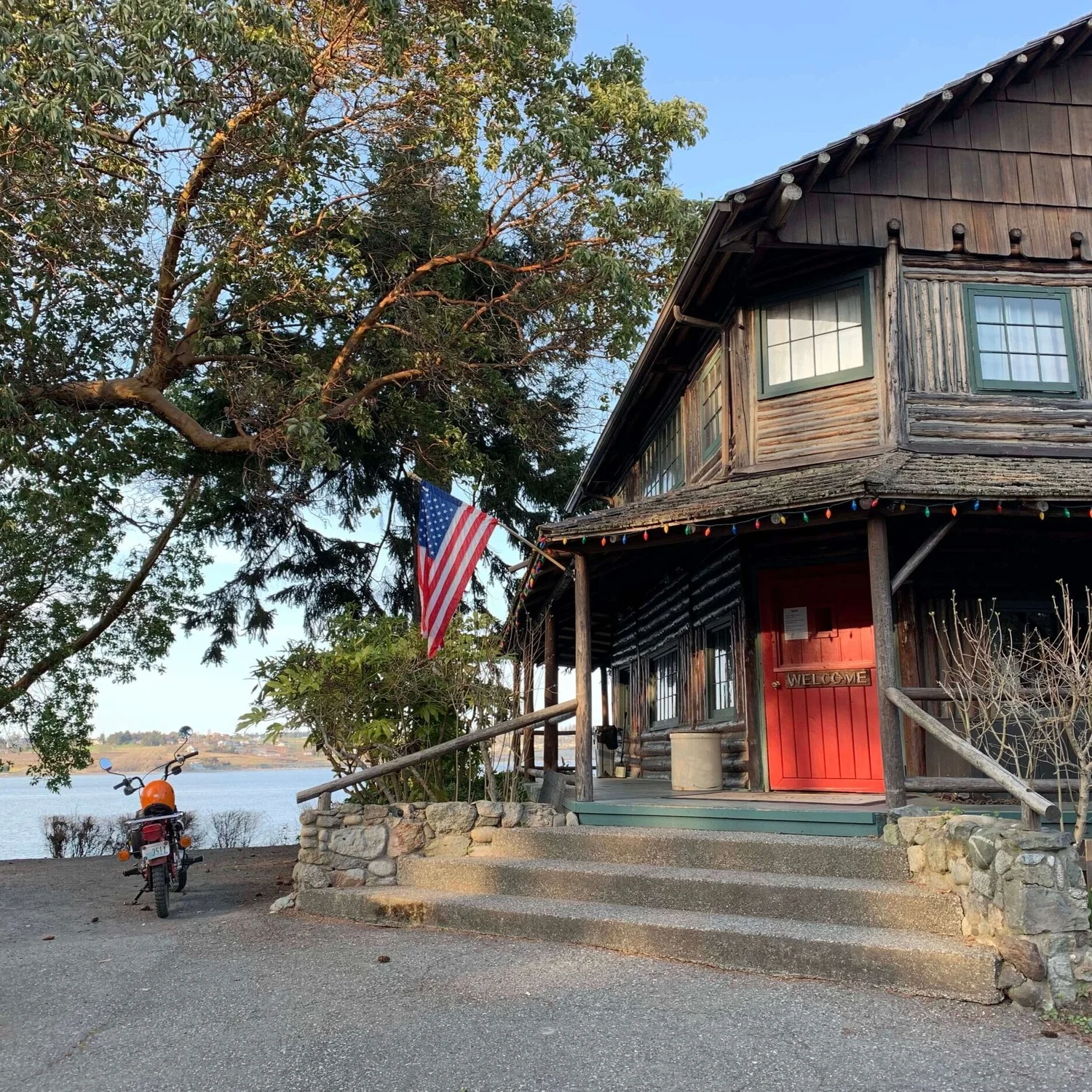 Captain Whidbey Inn — DIP A TOE