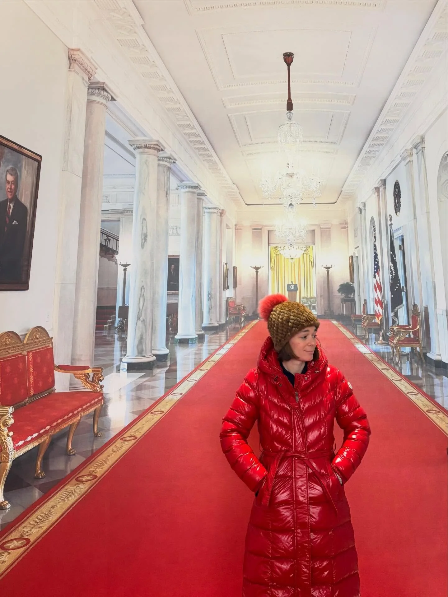 Packed up the car and headed to dc. Museums, warm sake, @anniequimbyyy, my favorite 90s cover band, but mostly just laying on Jess&rsquo;s sofa for the weekend. Give us some heat, weather gods!