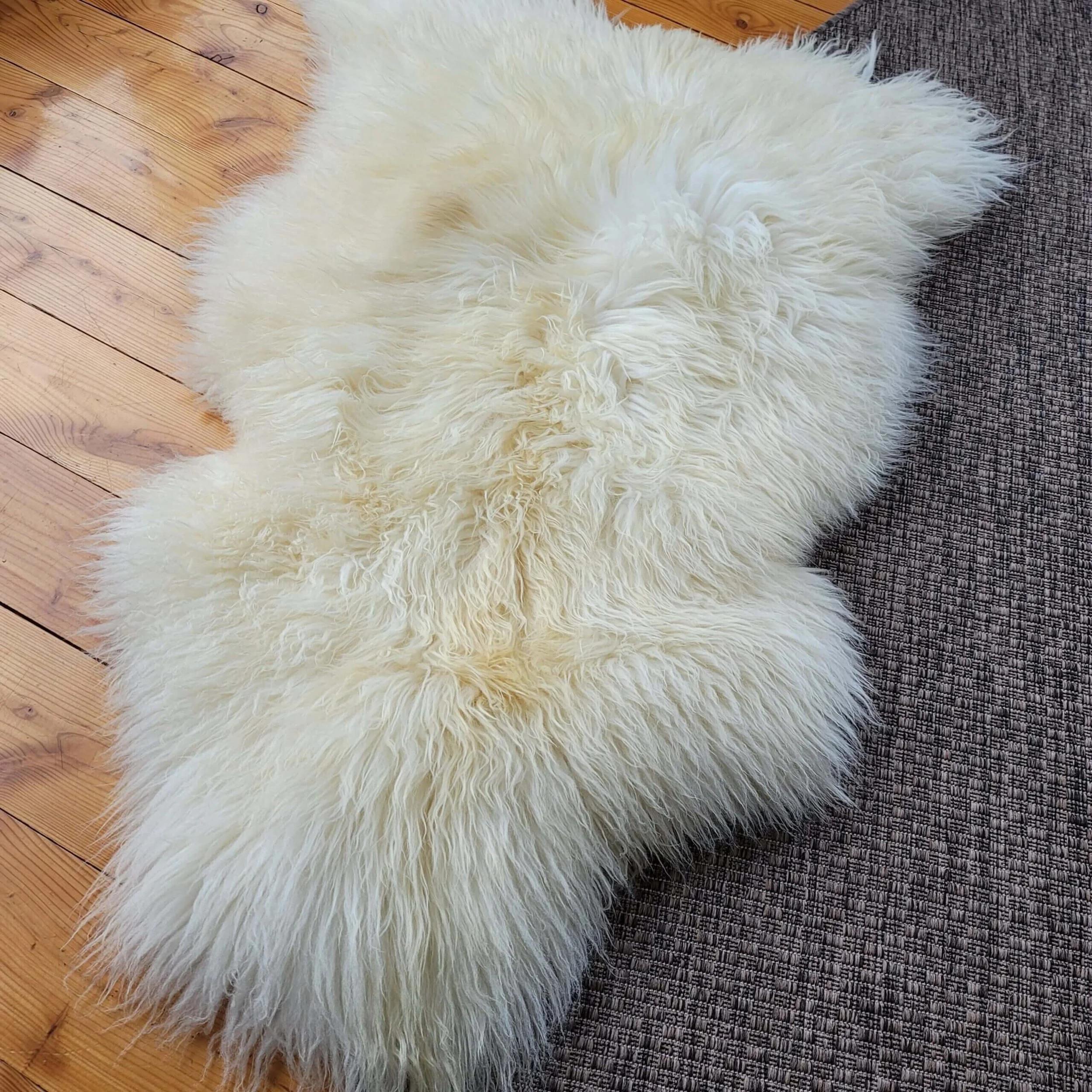 Large Cream Gotland X Sheepskin 1.jpg