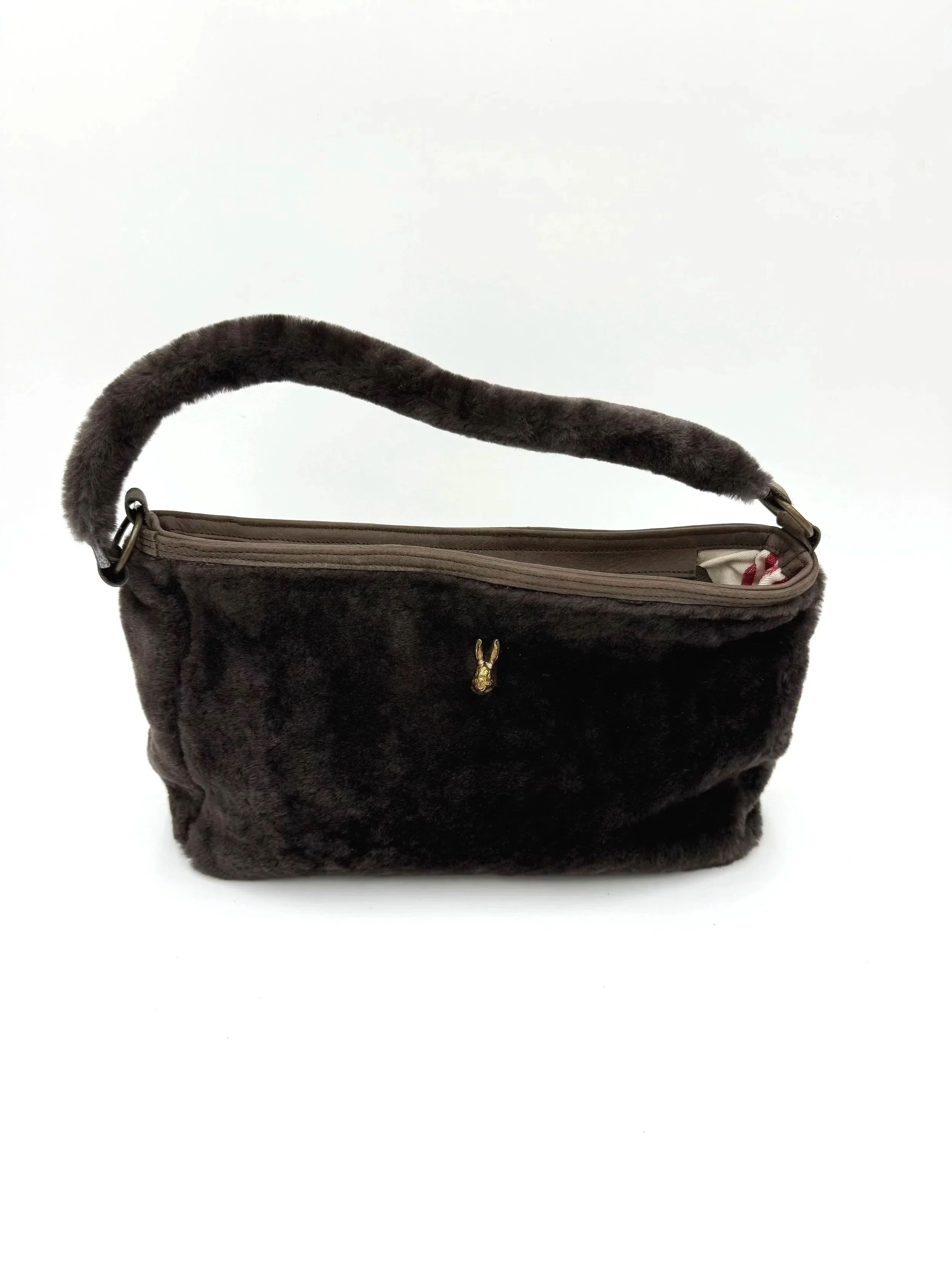 GintoShearling.jpg