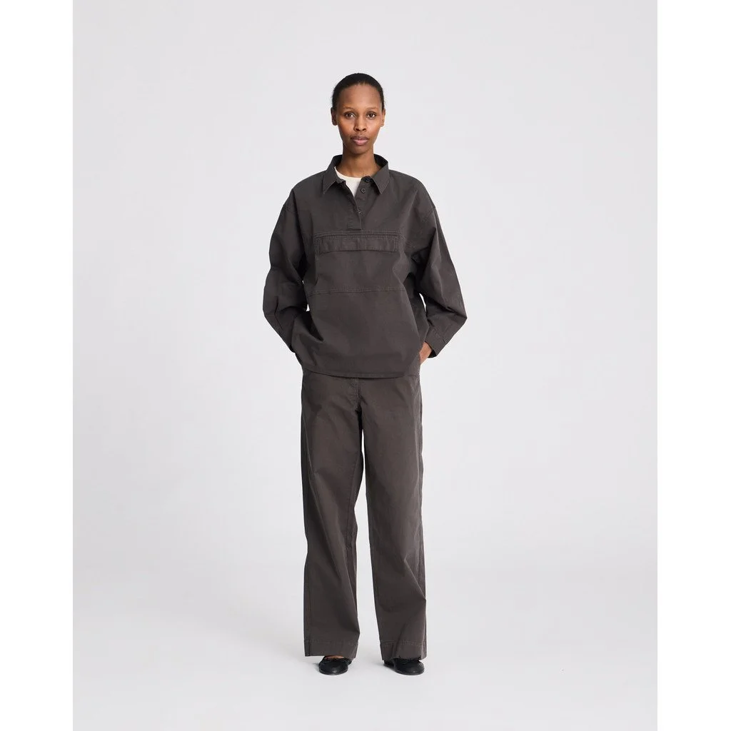 Ingrid Stretched Twill Anorak Black 5.jpg