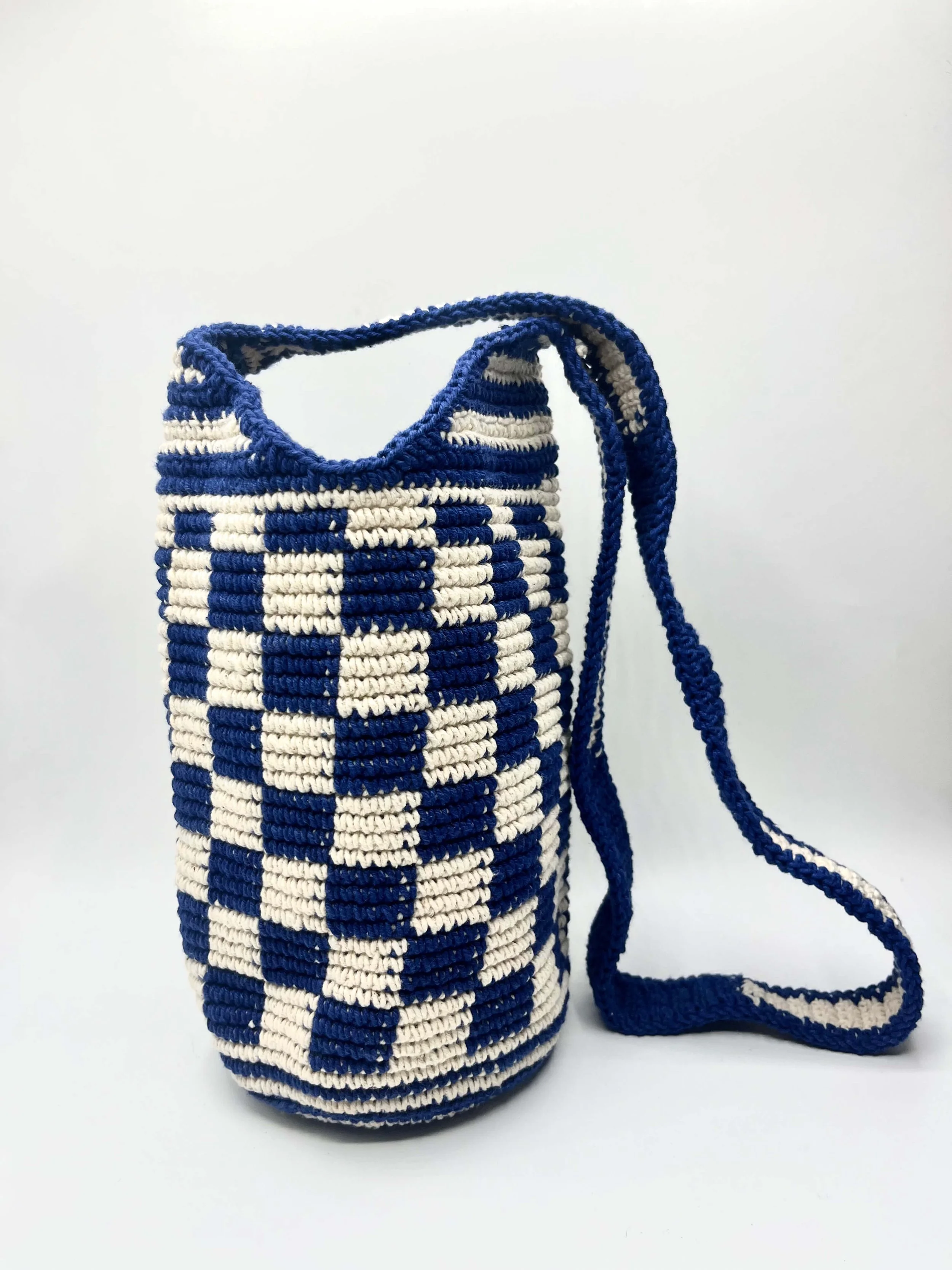 Small Woven Shoulder Bags