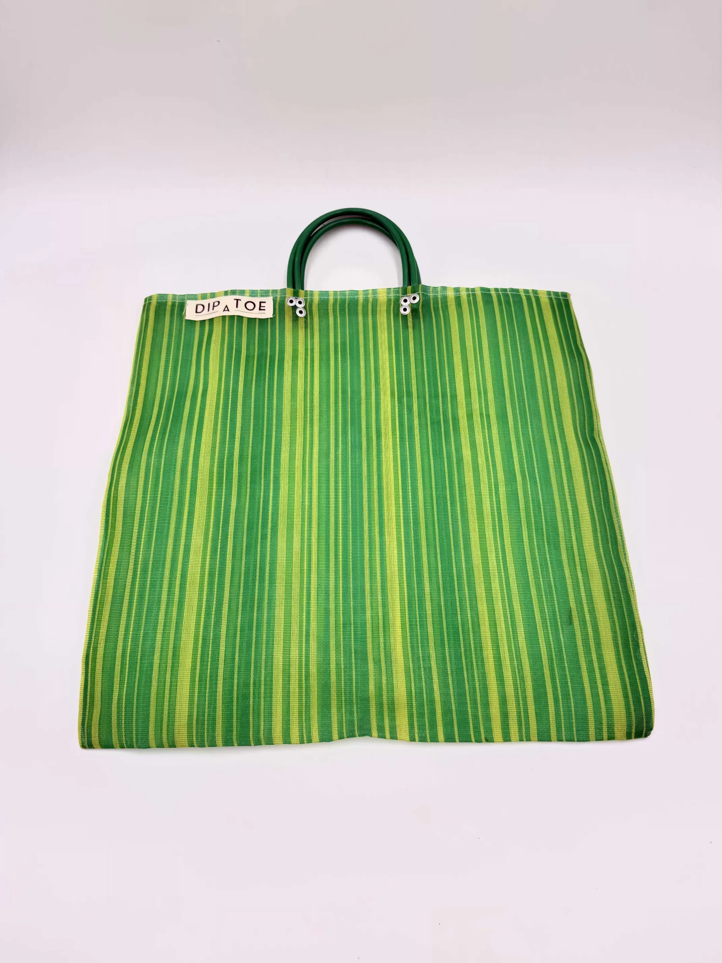 DipaTote1.jpg